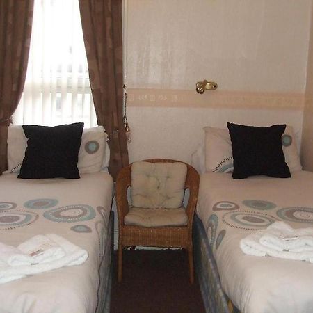 Fern Villa Hotel - Albert Road Blackpool Luaran gambar