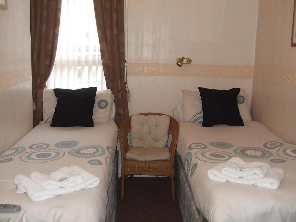 Fern Villa Hotel - Albert Road Blackpool Luaran gambar