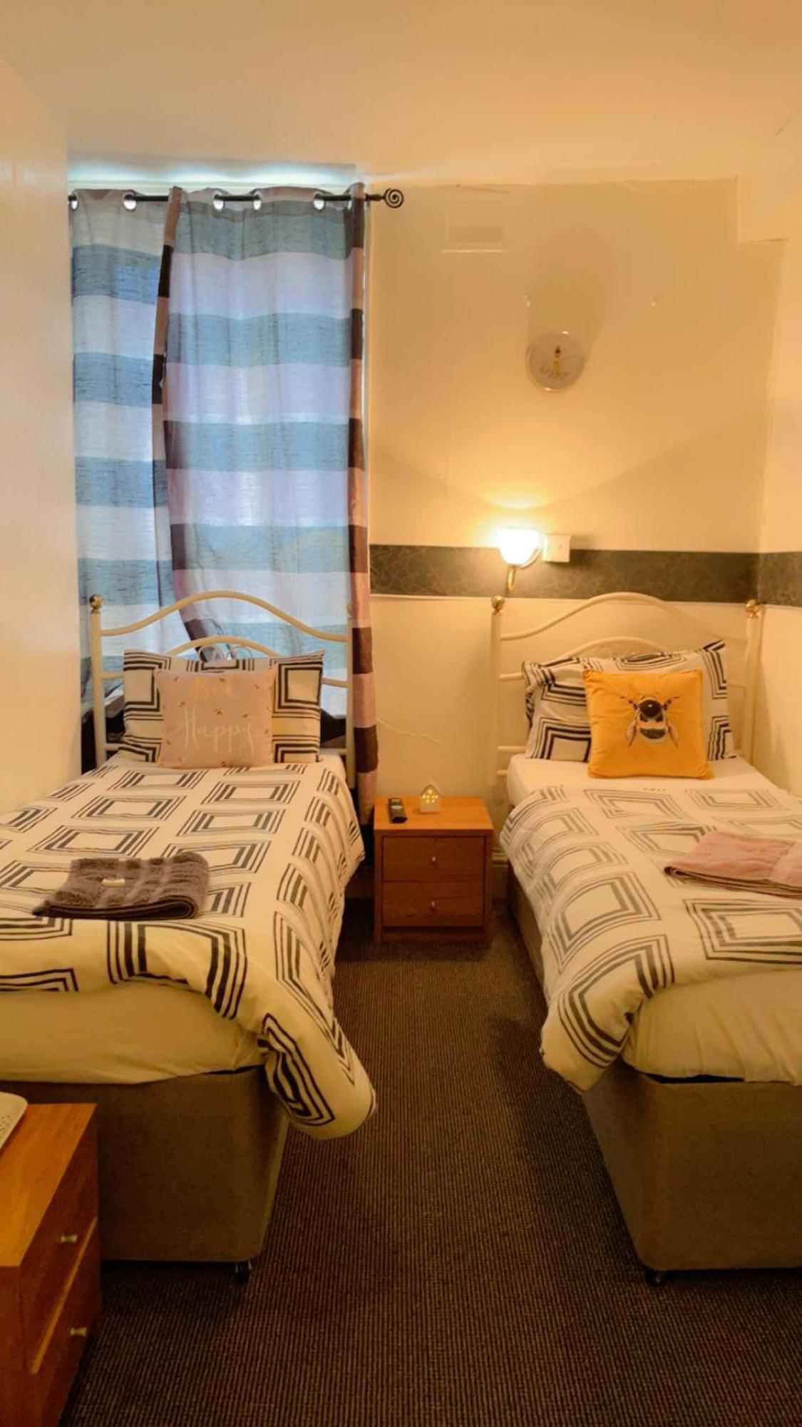 Fern Villa Hotel - Albert Road Blackpool Luaran gambar