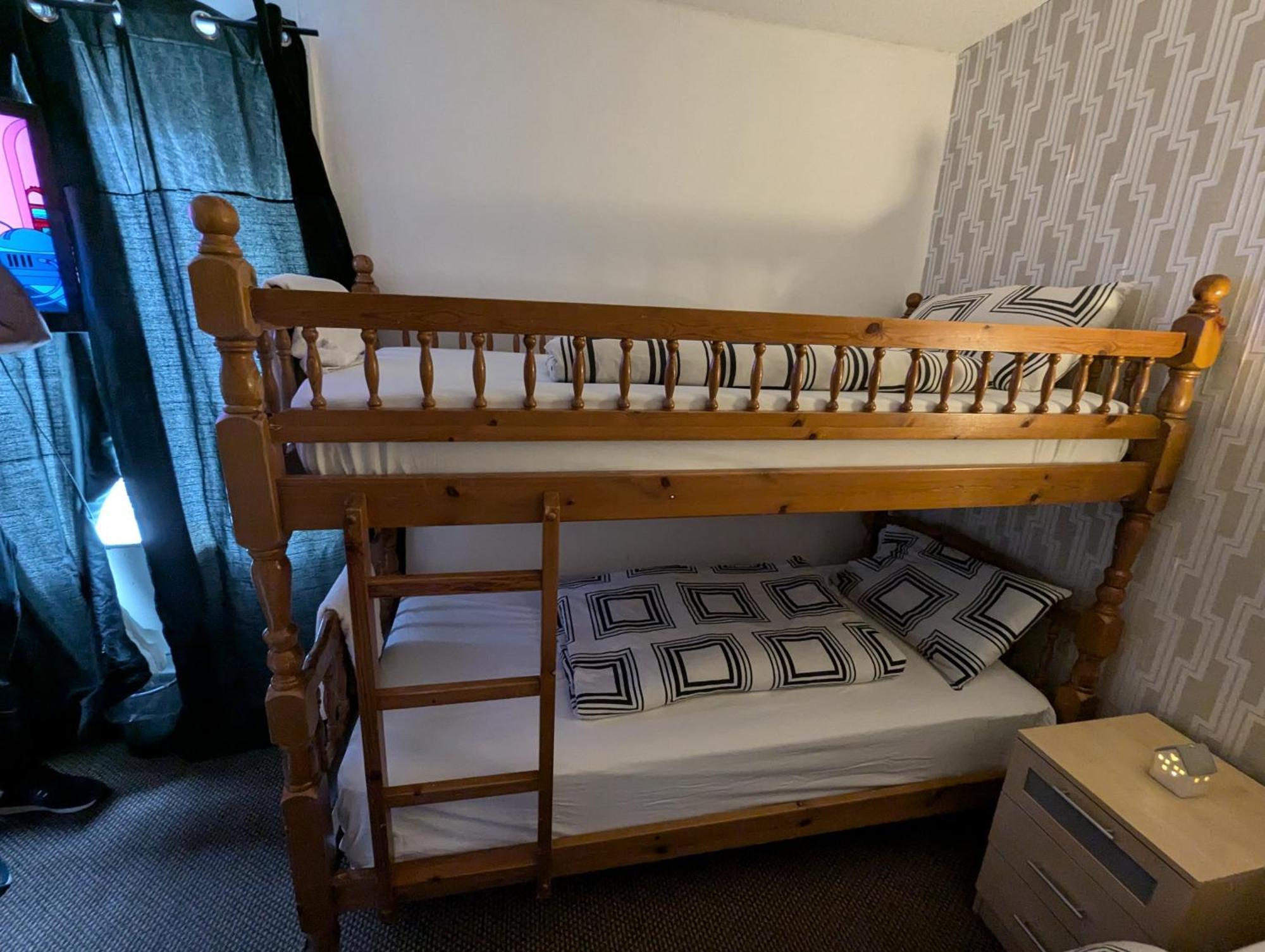 Fern Villa Hotel - Albert Road Blackpool Luaran gambar
