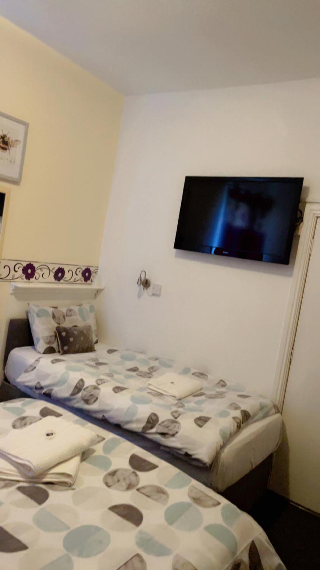 Fern Villa Hotel - Albert Road Blackpool Luaran gambar